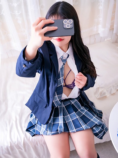 一緒に一杯気持ちよくなってください♡『小栗　まなほ』　本日出勤２１時まで！！　※ハイスペック電マ持参※メロキュン確定！超キュートなＧカップ美白美乳おねだり現役女子大生！！